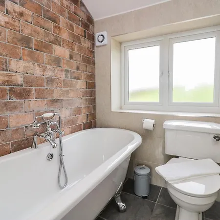 Primrose * Ulverston